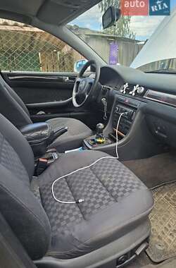 Седан Audi A6 1999 в Сарнах
