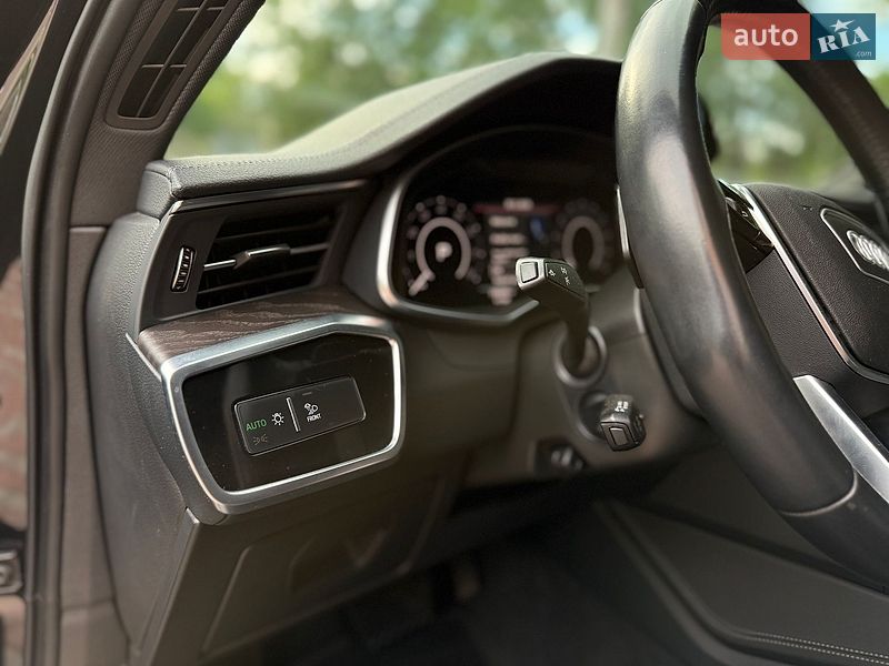 Седан Audi A6 2019 в Ровно