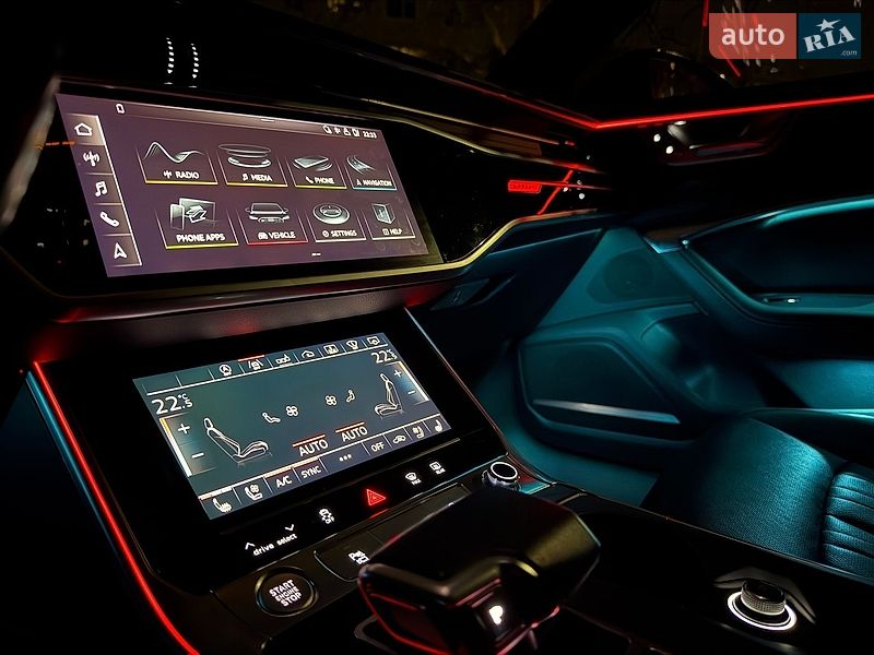 Седан Audi A6 2019 в Ровно