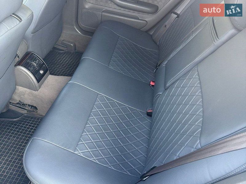 Універсал Audi A6 2002 в Чернівцях