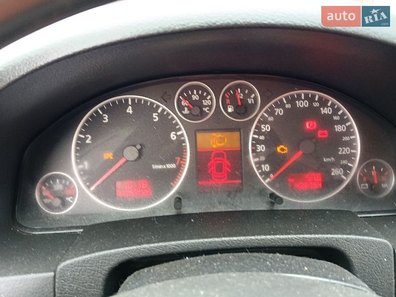 Універсал Audi A6 2001 в Рівному