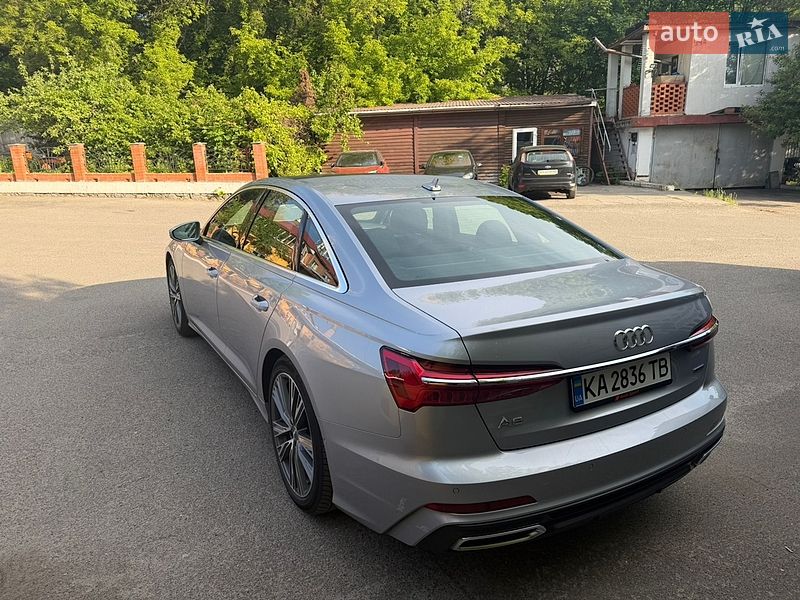 Седан Audi A6 2018 в Киеве