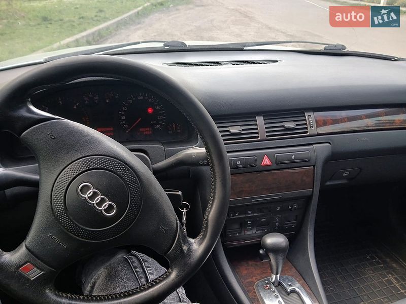 Універсал Audi A6 1998 в Рівному