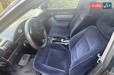 Седан Audi A6 1995 в Києві