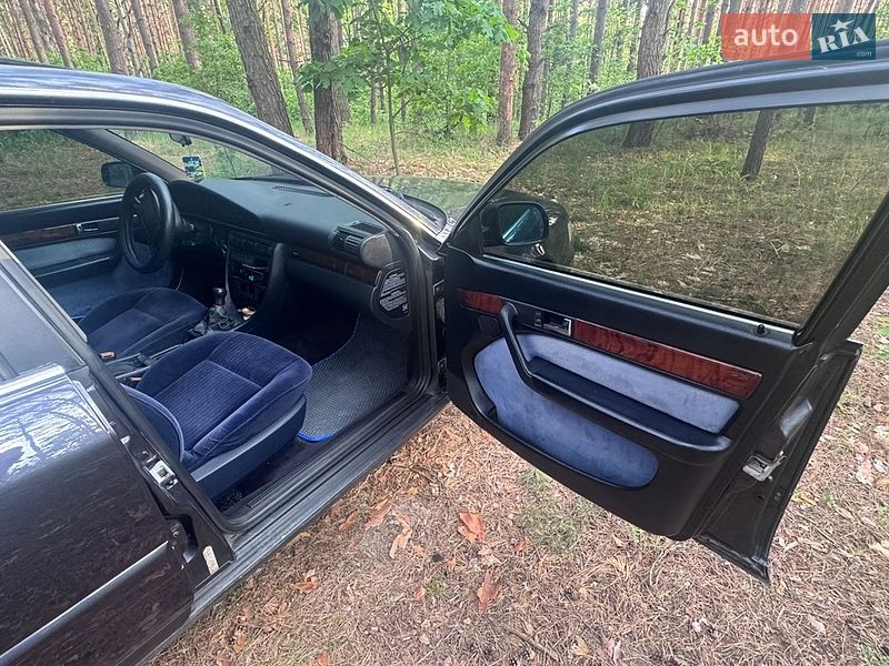 Седан Audi A6 1995 в Києві