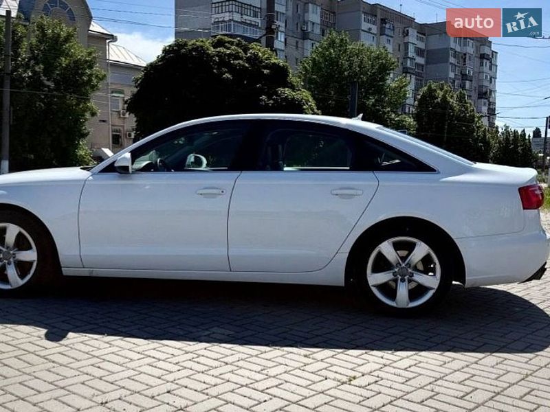 Седан Audi A6 2012 в Кропивницком