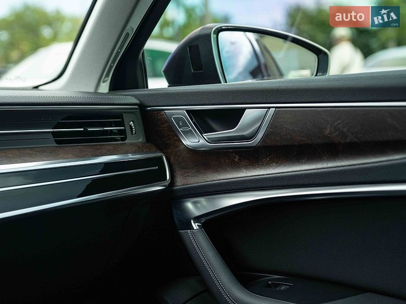 Седан Audi A6 2019 в Чернівцях