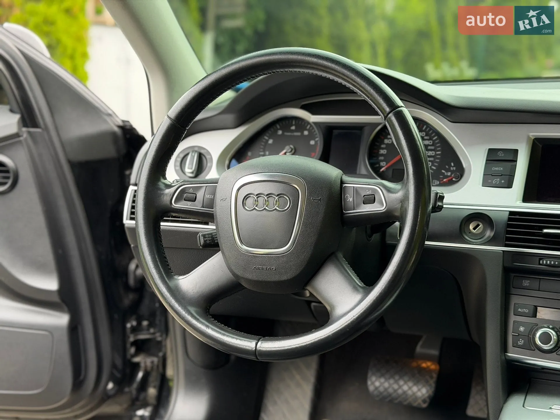 2010 Audi A6 - мініатюра 27