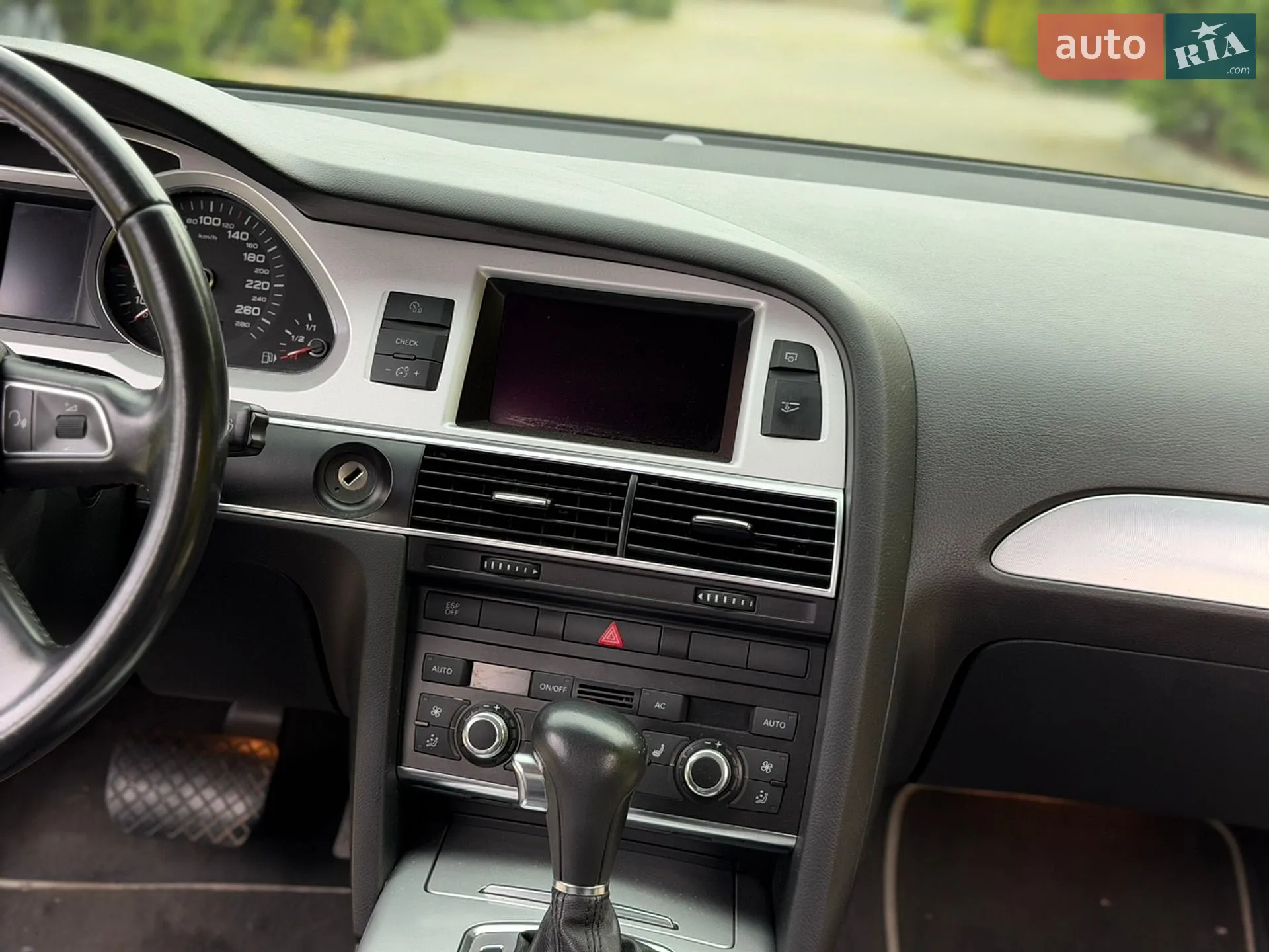 2010 Audi A6 - мініатюра 28