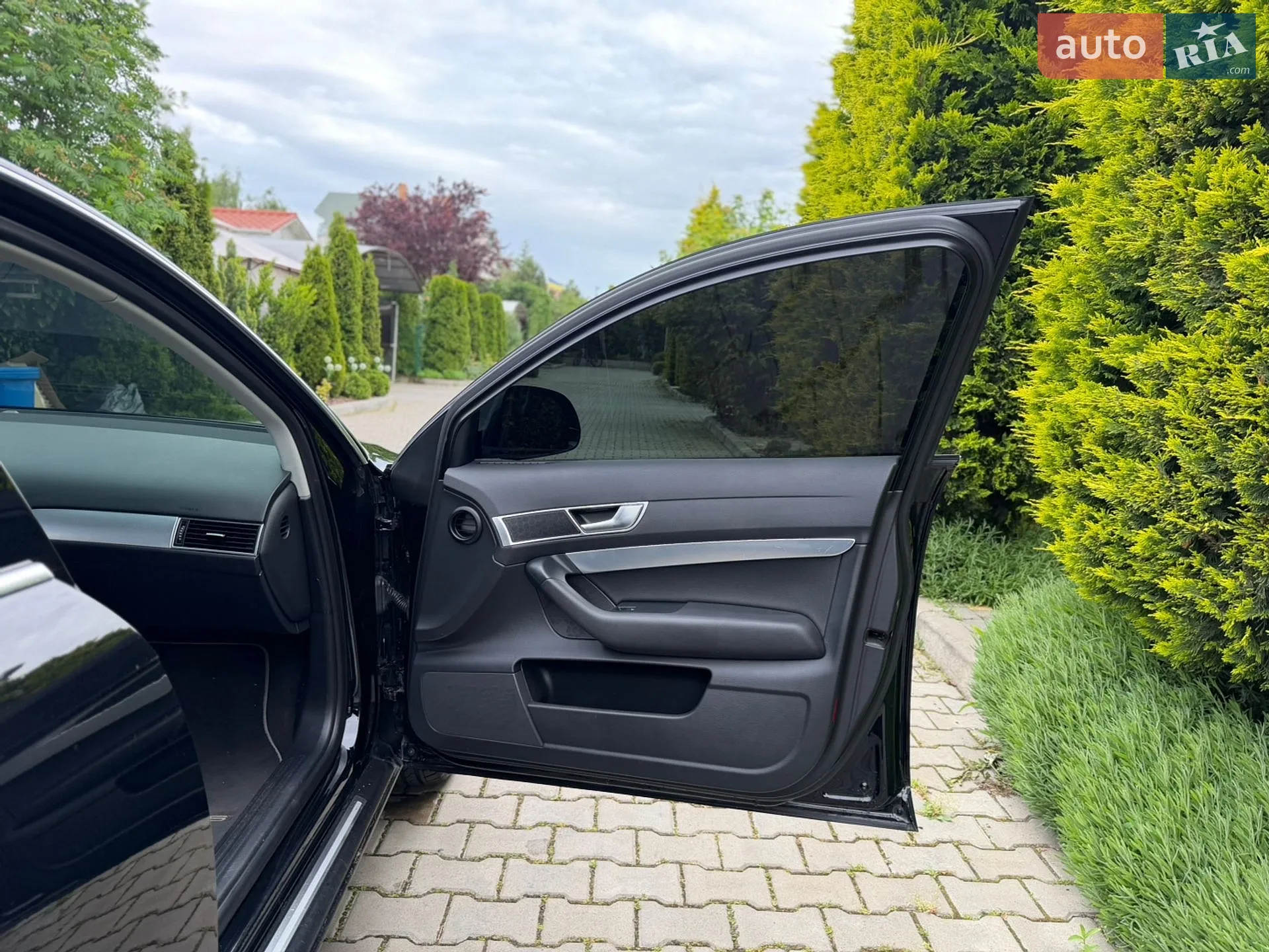 2010 Audi A6 - мініатюра 31