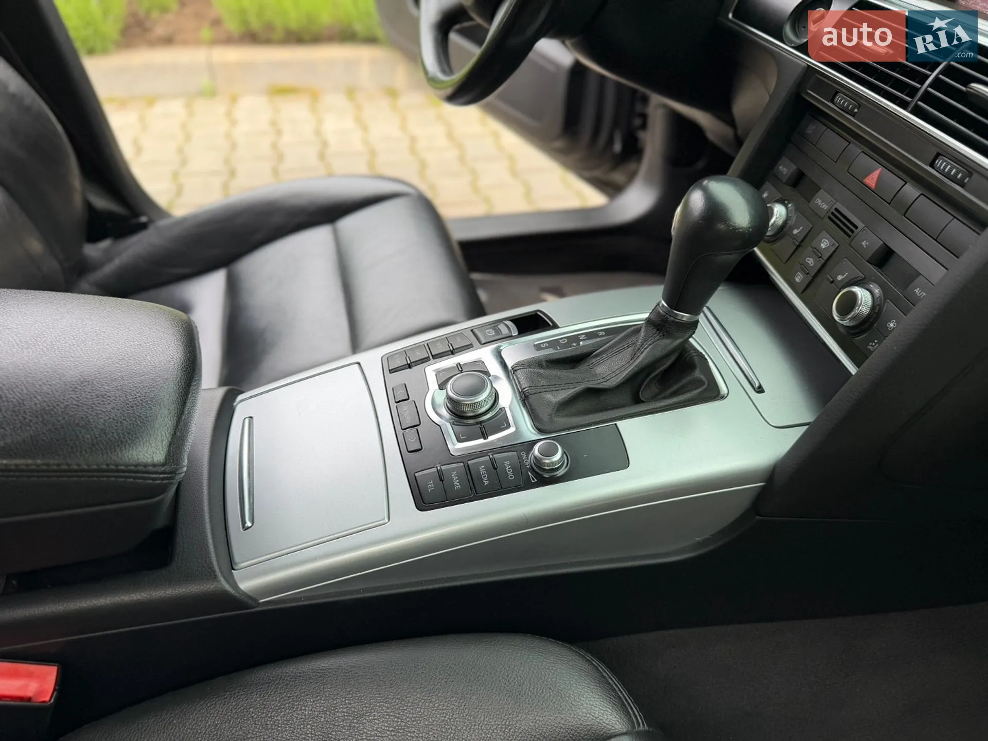 2010 Audi A6 - мініатюра 34