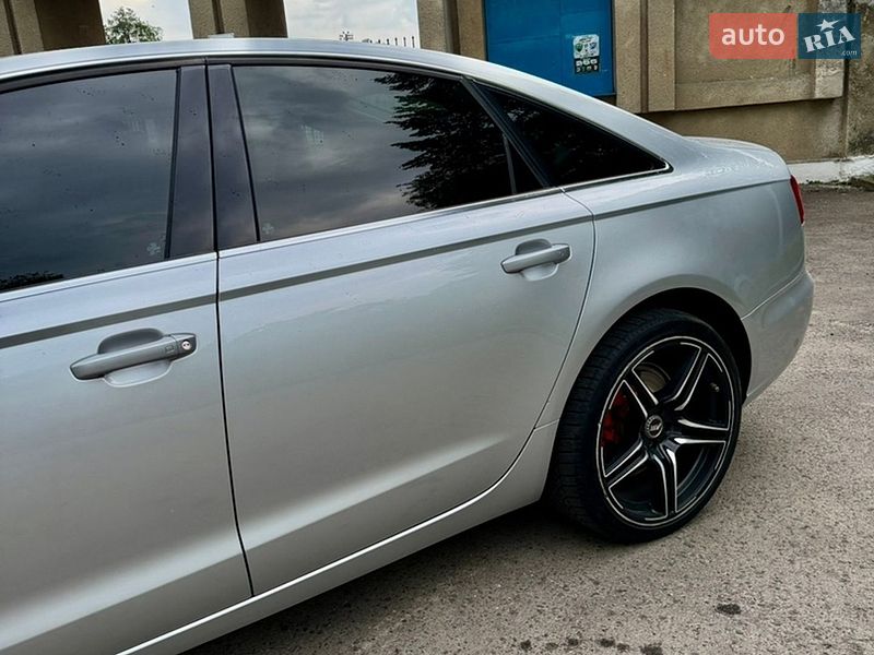 Седан Audi A6 2012 в Золочеве