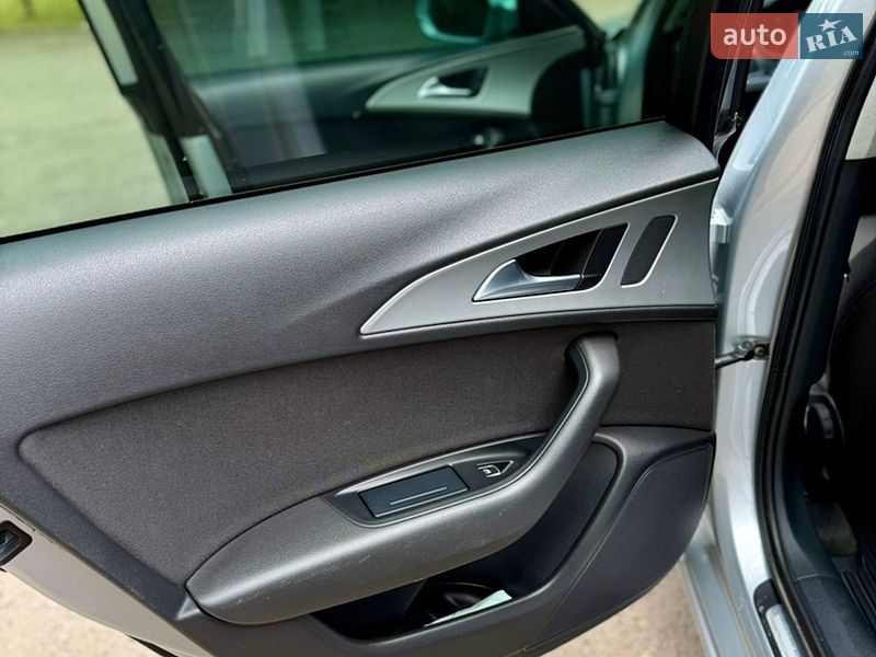 Седан Audi A6 2012 в Золочеве