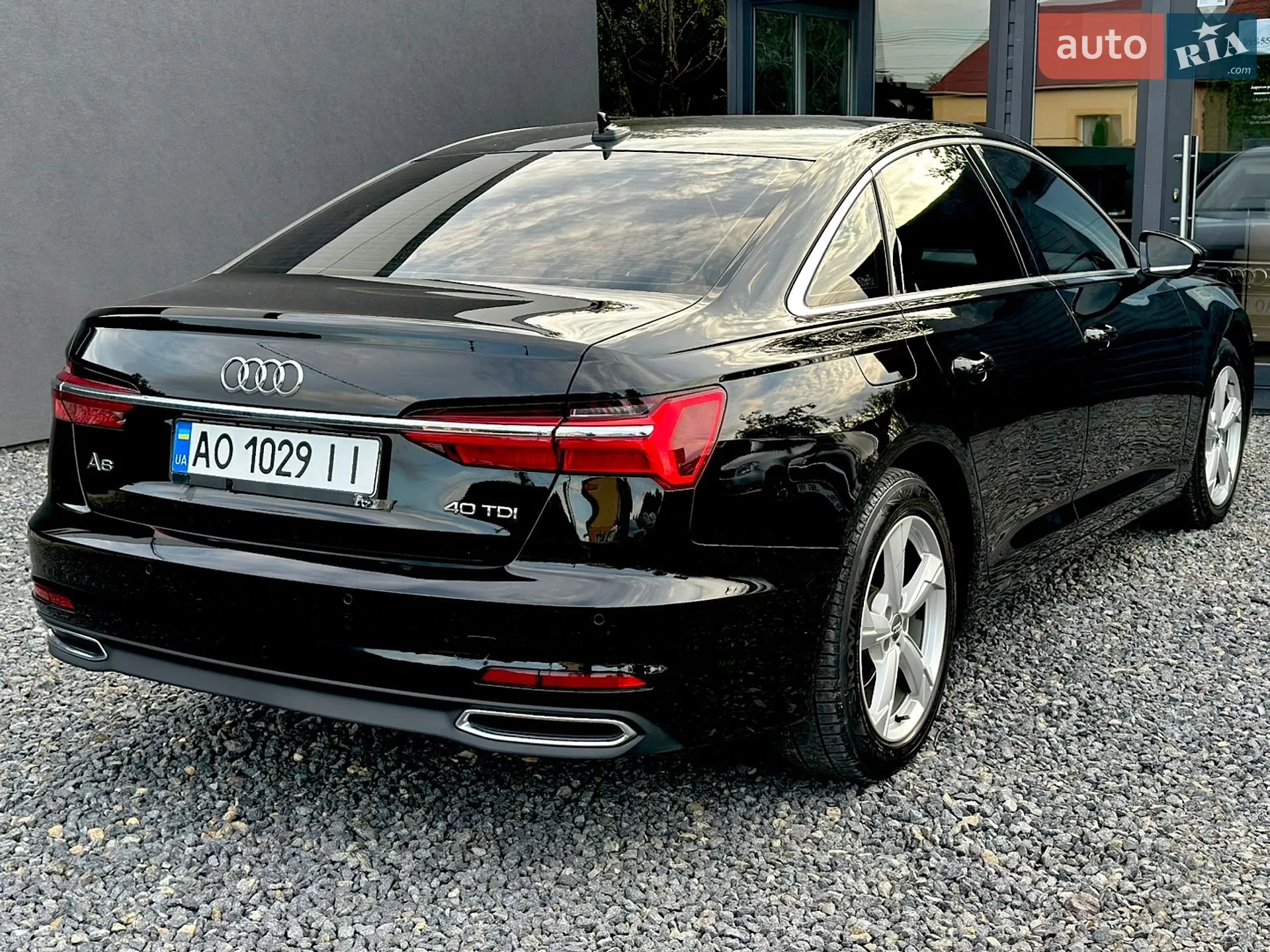 Audi A6 2018 VIN WAUZZZF21KN050497 фото оголошення 3 з 12