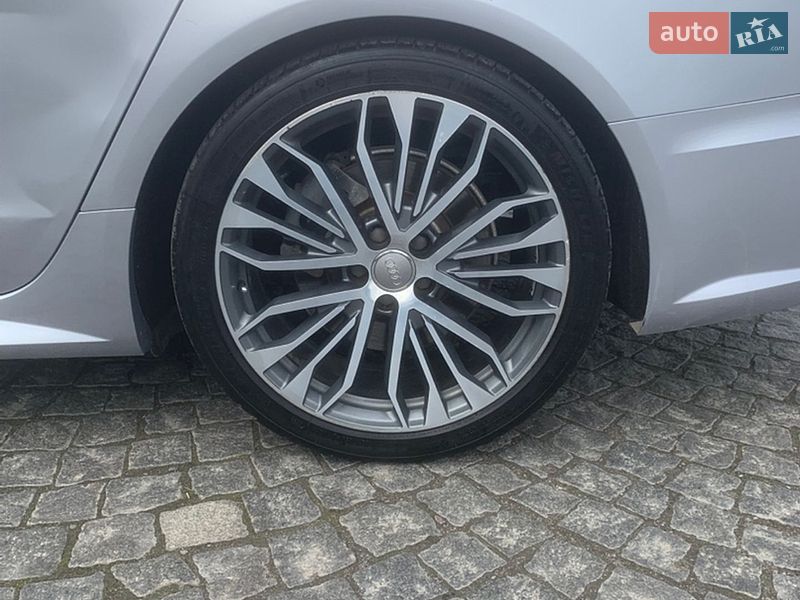 Седан Audi A6 2015 в Львові