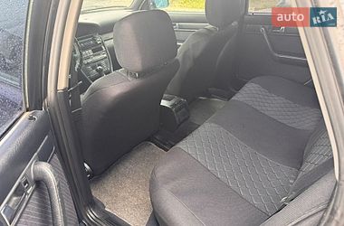 Седан Audi A6 1995 в Львові
