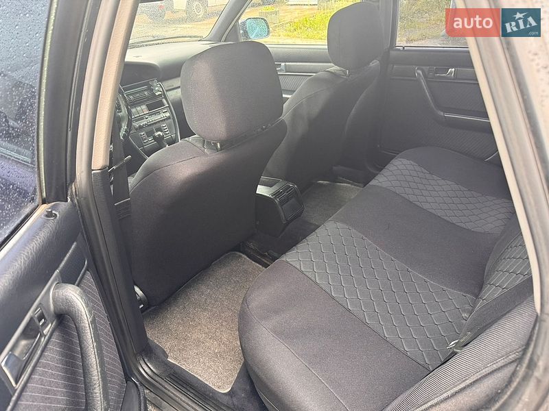 Седан Audi A6 1995 в Львові