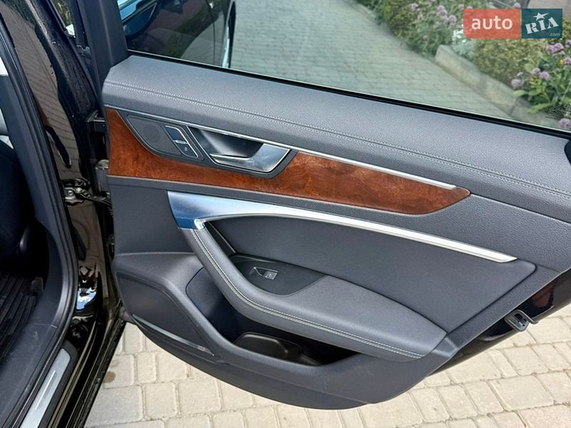 Седан Audi A6 2018 в Чорноморському
