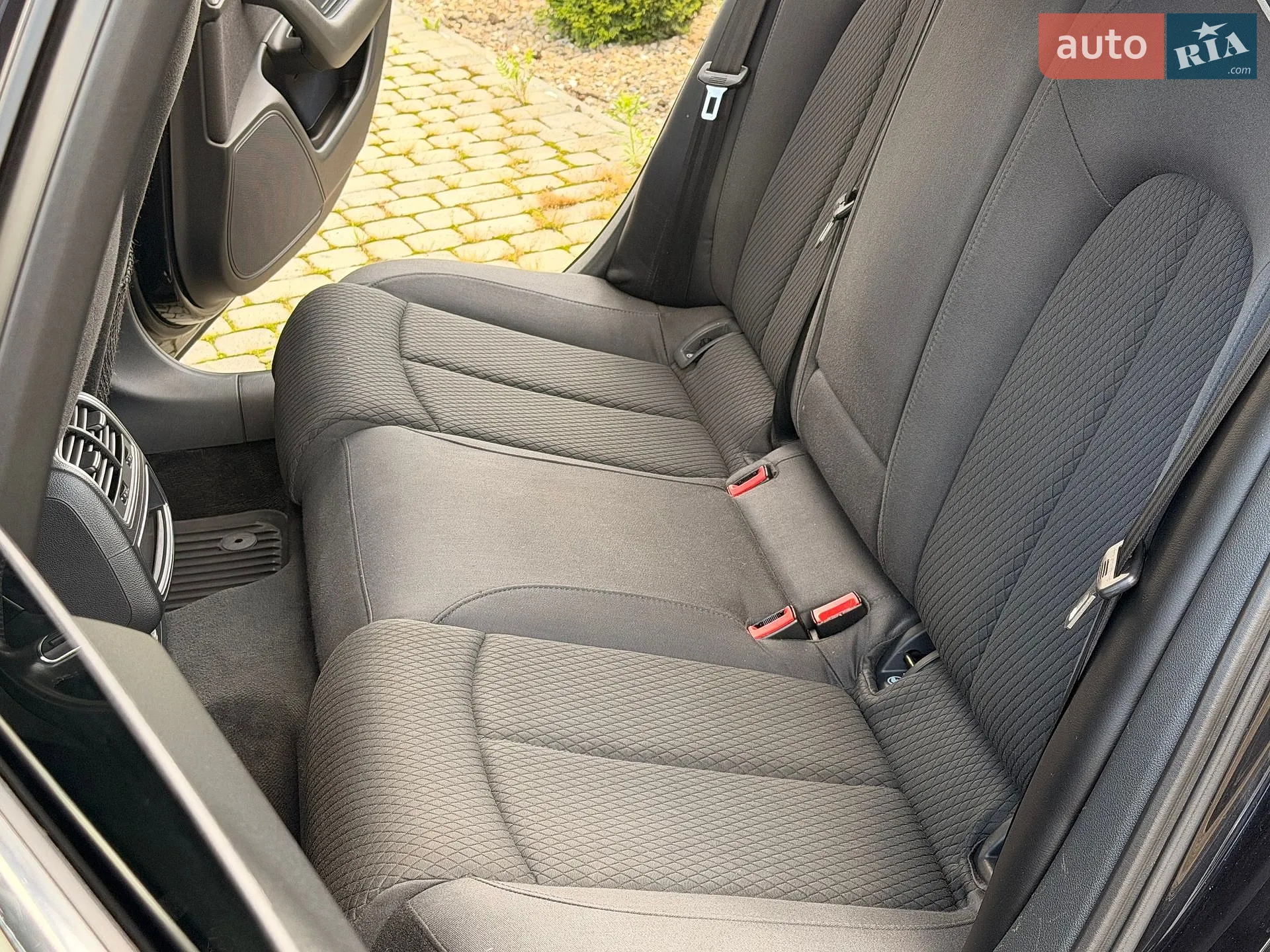 2011 Audi A6 - мініатюра 27