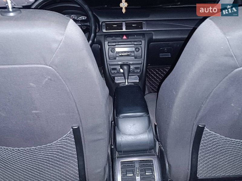Універсал Audi A6 2003 в Новомиргороді