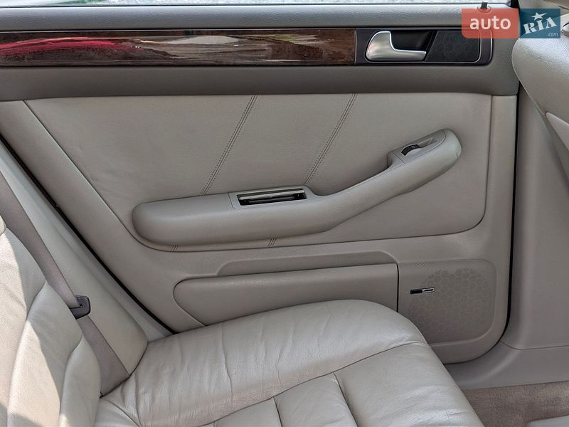 Универсал Audi A6 2001 в Дрогобыче