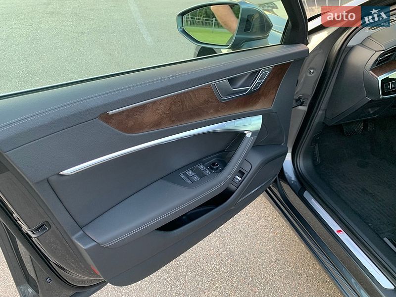 Седан Audi A6 2019 в Киеве