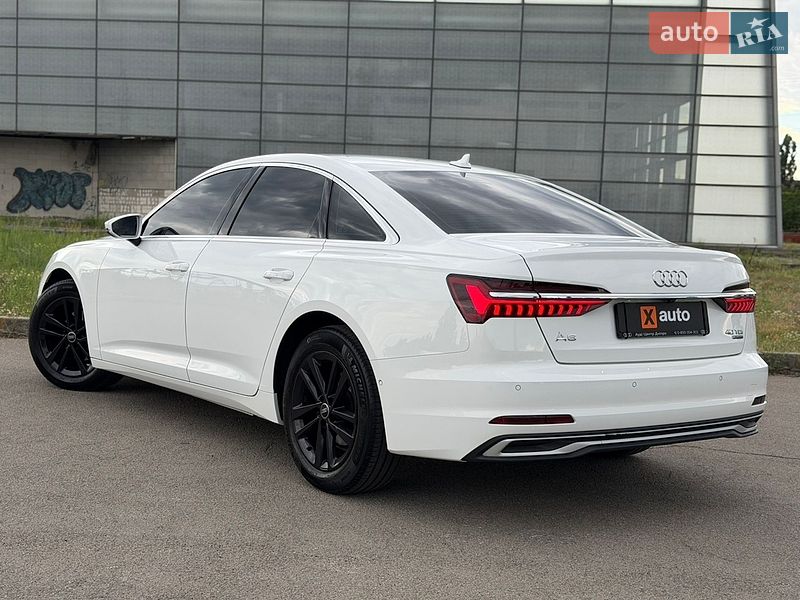 Седан Audi A6 2023 в Днепре