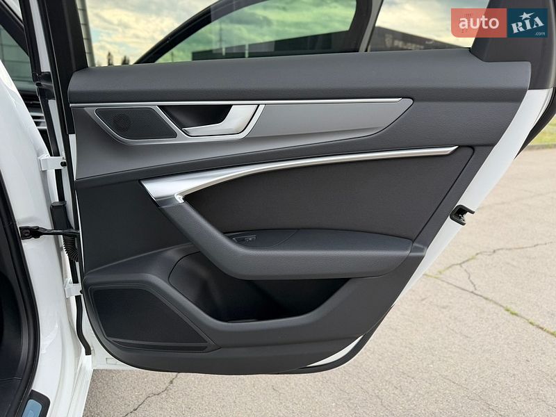 Седан Audi A6 2023 в Днепре
