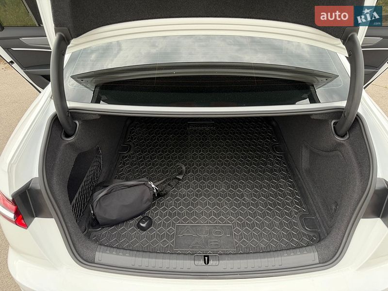 Седан Audi A6 2023 в Днепре