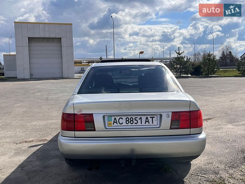 Седан Audi A6 1996 в Любомле