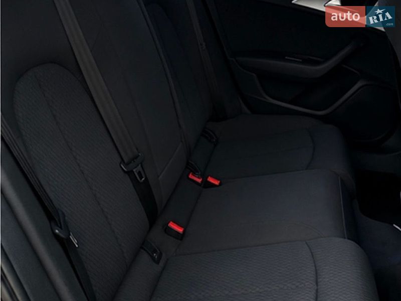 Седан Audi A6 2015 в Рівному