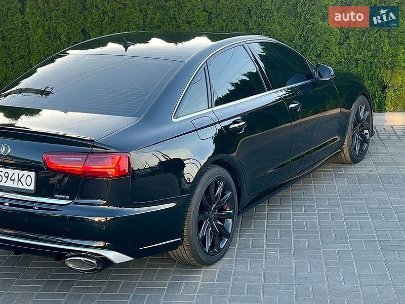 Седан Audi A6 2015 в Киеве