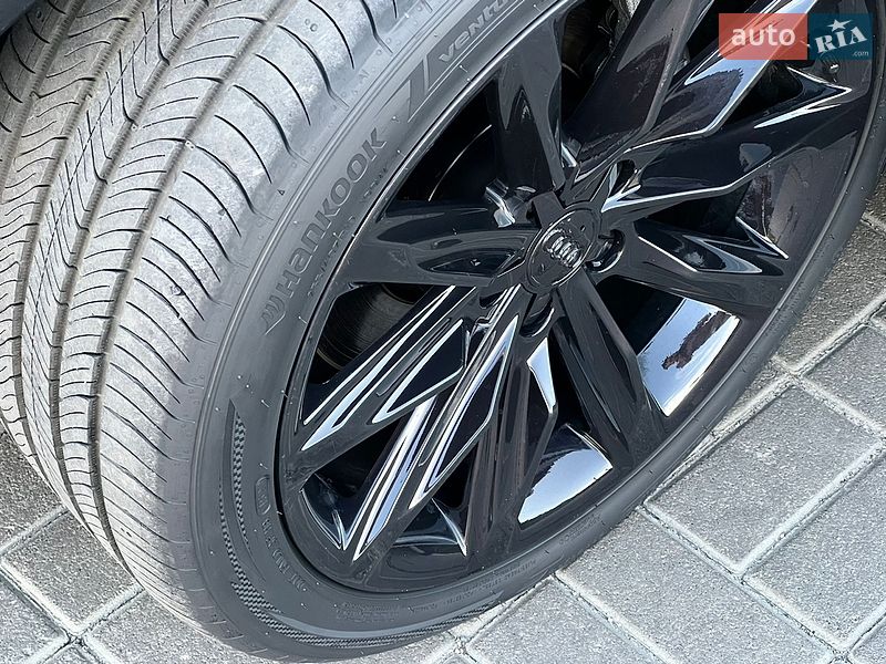 Седан Audi A6 2015 в Киеве