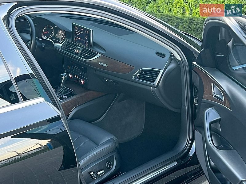 Седан Audi A6 2015 в Киеве