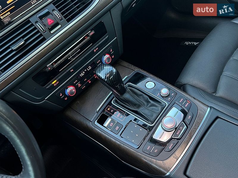 Седан Audi A6 2015 в Киеве