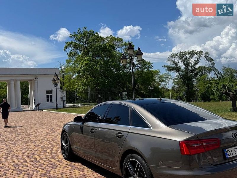 Седан Audi A6 2011 в Одессе