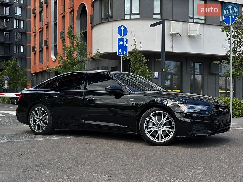 Седан Audi A6 2022 в Киеве
