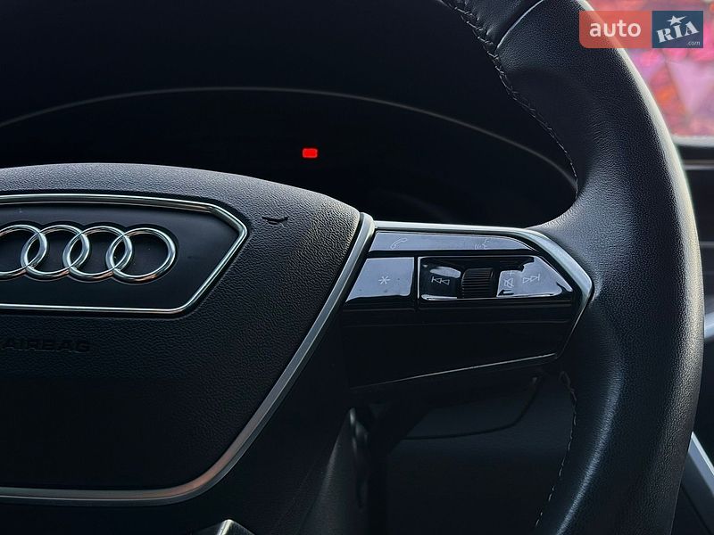 Седан Audi A6 2022 в Киеве