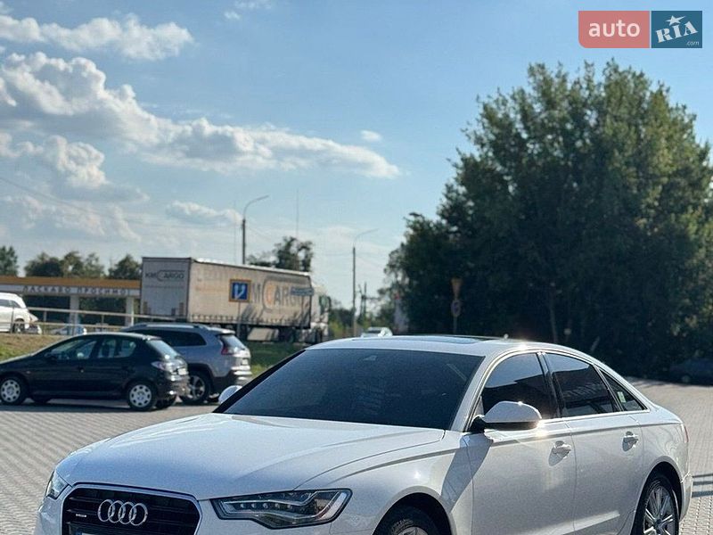 Седан Audi A6 2013 в Благовіщенську