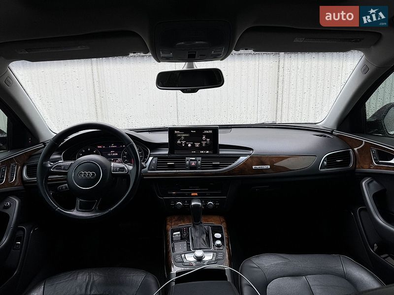 Седан Audi A6 2015 в Стрию