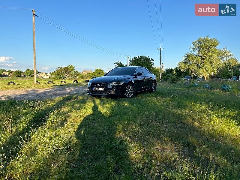 Седан Audi A6 2012 в Лубнах