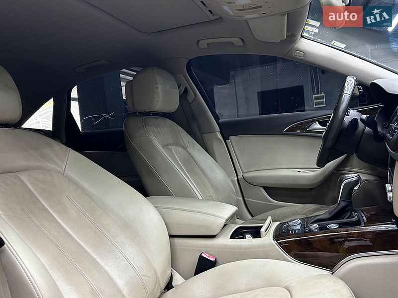 Седан Audi A6 2016 в Чернівцях