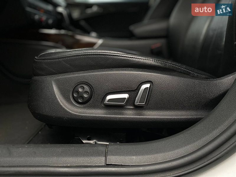 Седан Audi A6 2015 в Киеве