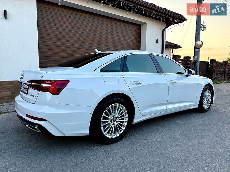 Седан Audi A6 2020 в Рівному