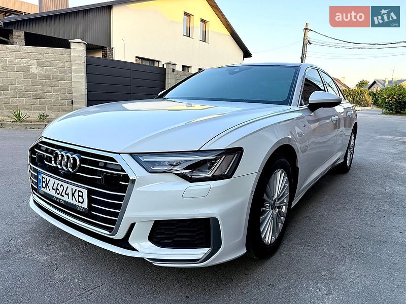 Седан Audi A6 2020 в Рівному