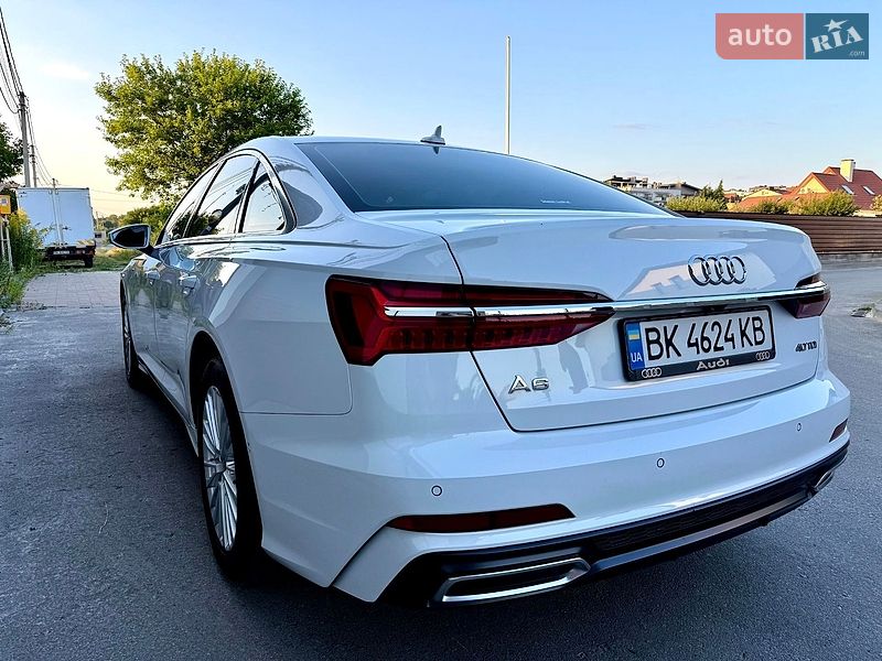 Седан Audi A6 2020 в Рівному