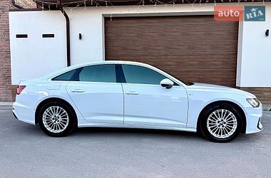 Седан Audi A6 2020 в Рівному