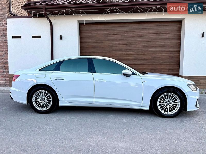 Седан Audi A6 2020 в Рівному