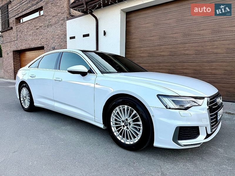 Седан Audi A6 2020 в Ровно