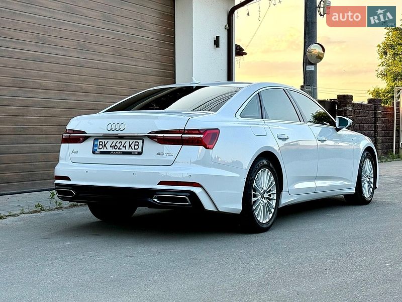 Седан Audi A6 2020 в Ровно